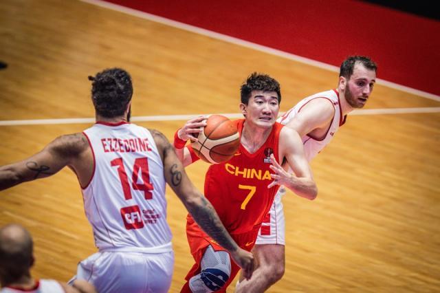 比分直播-22次失误太刺眼！男篮无缘亚洲杯四强 杜锋道歉